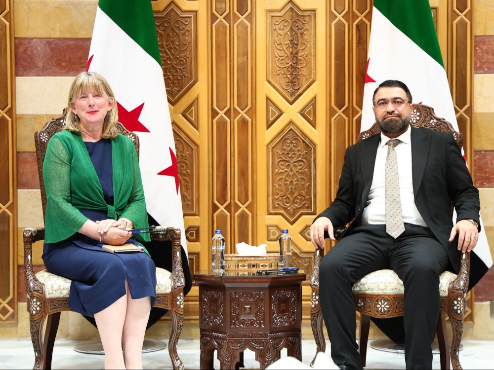 وزير العدل يبحث مع مفوضة لجنة التحقيق الدولية دعم جهود العدالة في سوريا