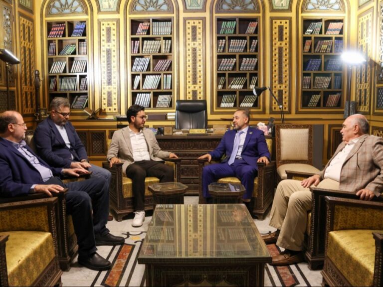 غرفة التجارة ومديرية دمشق القديمة تطلقان تعاوناً مشتركاً لإحياء أسواق المدينة القديمة