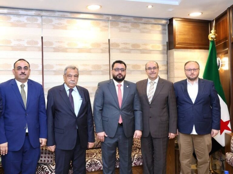 وزير الزراعة يبحث مع شركة سعودية فرص الاستثمار في أنظمة الري الحديثة بسوريا