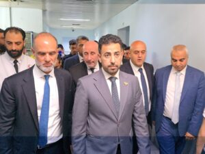 وزير الصحة يتفقد الوضع الصحي للمعتمرين اللبنانيين المصابين بحادث سير في درعا