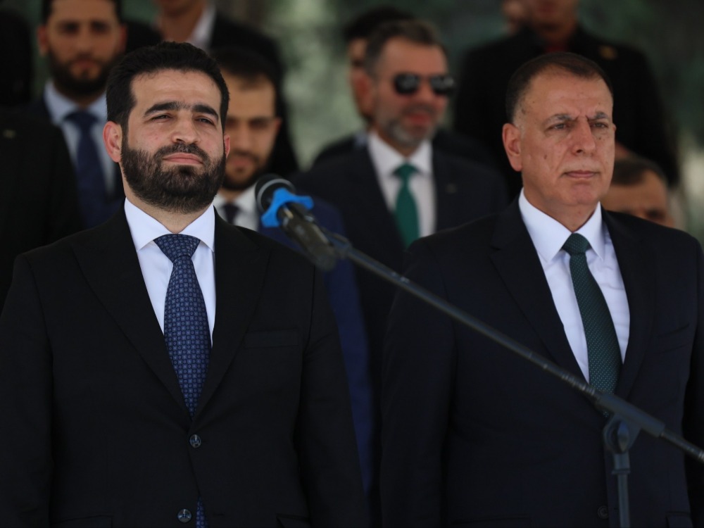 وزير الداخلية ونظيره الأردني يجريان جولة ميدانية لتعزيز التعاون الأمني وتبادل الخبرات