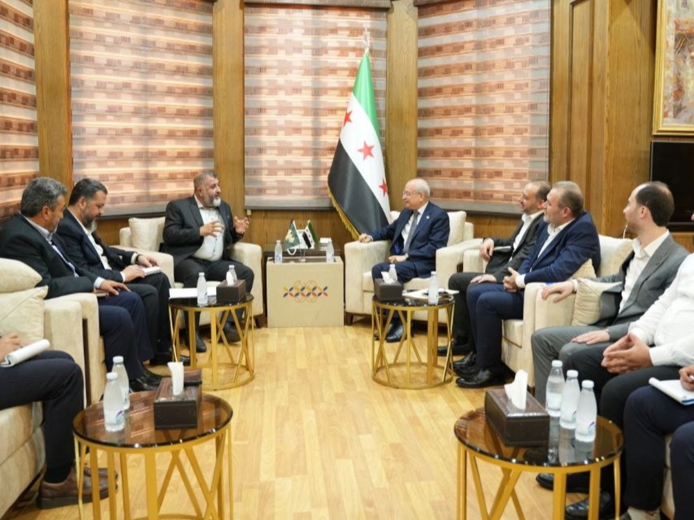 وزير النقل ومحافظ درعا يبحثان تأهيل محور نصيب – دمشق الدولي واستكمال إجراءات تنفيذه