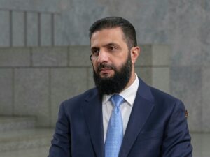 الرئيس الشرع: زيارة ماكرون إلى سوريا ستشهد توقيع اتفاقيات في قطاعات متعددة