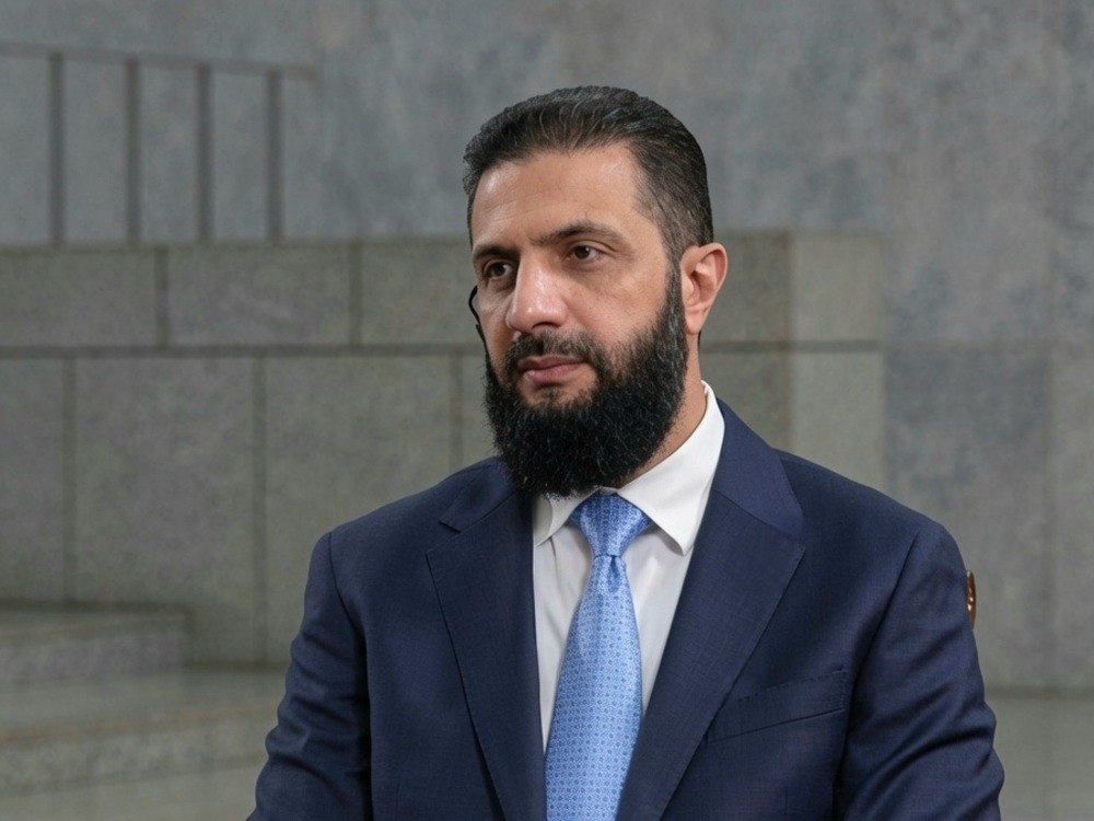 الرئيس الشرع: زيارة ماكرون إلى سوريا ستشهد توقيع اتفاقيات في قطاعات متعددة
