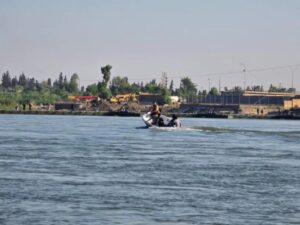 دير الزور.. ارتفاع عدد ضحايا غرق العبّارة إلى أربعة وفيات