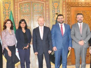 رئيس هيئة الاستثمار يبحث مع القائمة بأعمال السفارة الهندية تعزيز التعاون الاستثماري