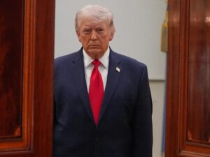 لليوم التاسع على التوالي.. الضربات الأمريكية تتواصل على إيران وترامب يتوّعد بالمزيد