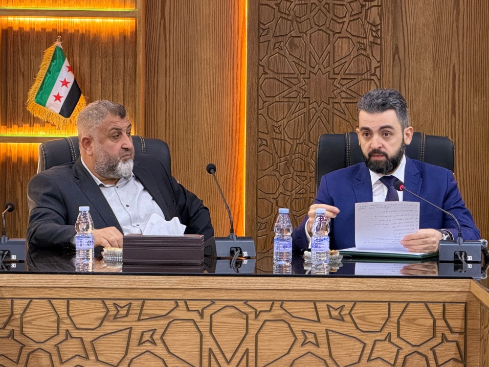 عنجراني يبحث مع محافظة درعا واقع الخدمات وتنفيذ مشروع التحول الرقمي