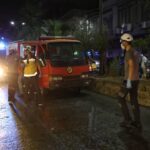 فرق وزارة الطوارئ أثناء الاستجابة لتفجير حافلة نقل الركاب في جرمانا
