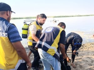 الدفاع المدني ينتشل جثمان شاب توفي غرقاً في نهر الفرات بريف دير الزور