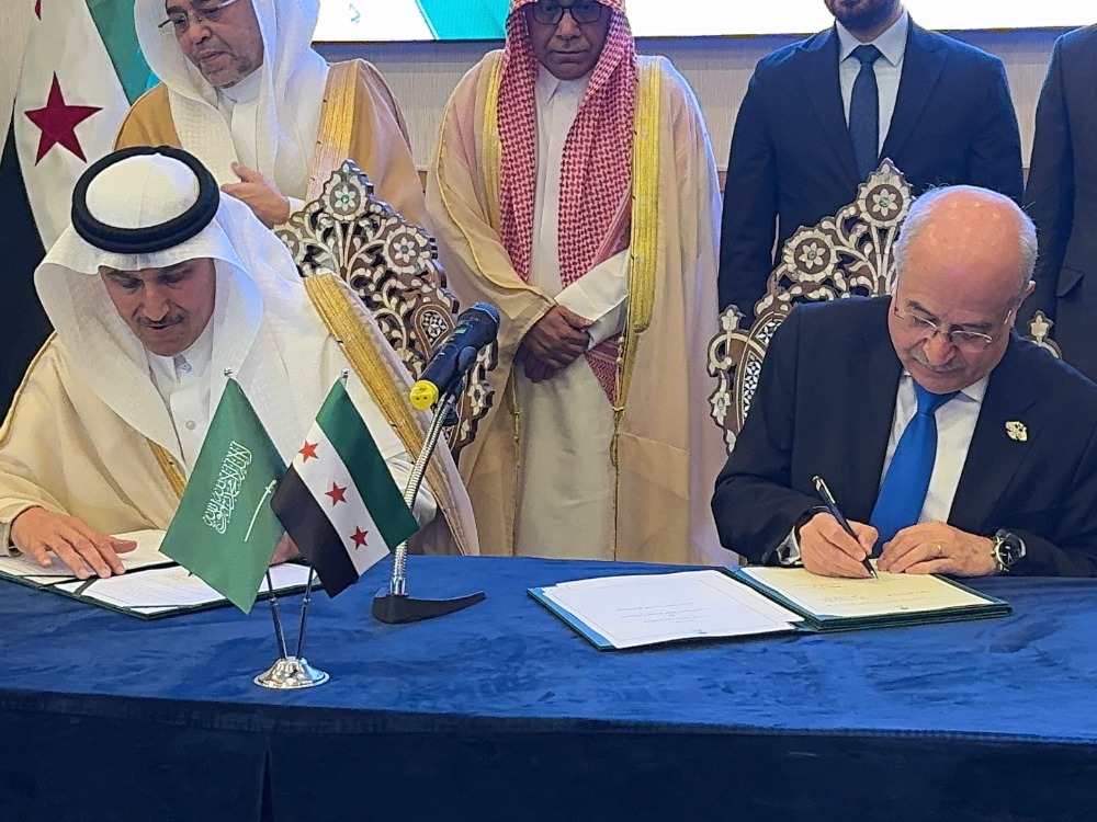 وزير النقل ونظيره السعودي يوقعان مذكرتي تفاهم للتعاون في مجال النقل واللوجستيات