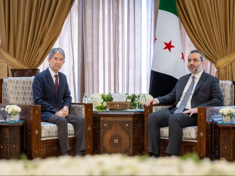 الشيباني يبحث مع مساعد وزير خارجية اليابان إعادة الإعمار والاستثمار
