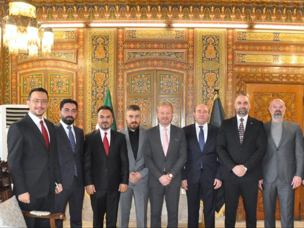 لبحث فرص الاستثمار.. الهلالي يستقبل وفداً من مجموعة إسكندر القابضة العراقية