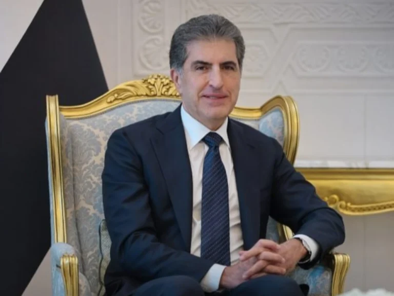 رئيس إقليم كردستان العراق نجيرفان بارزاني خلال تصريح صحفي