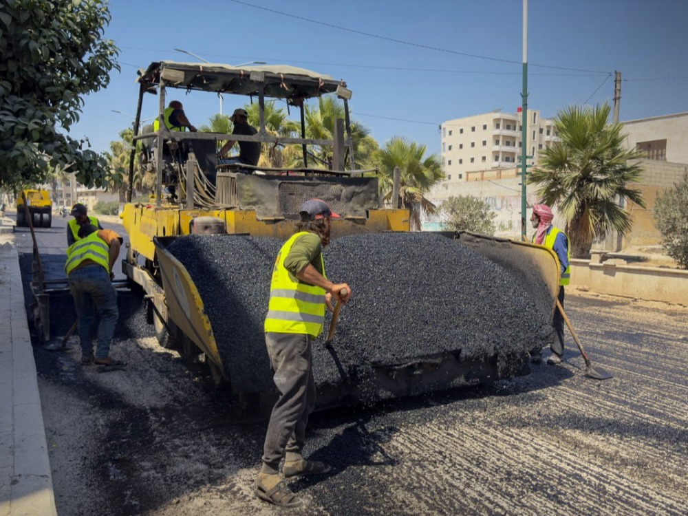 لتحسين البنية التحتية والخدمات.. مجلس مدينة إدلب يواصل أعمال مشروع "إدلب تستحق"