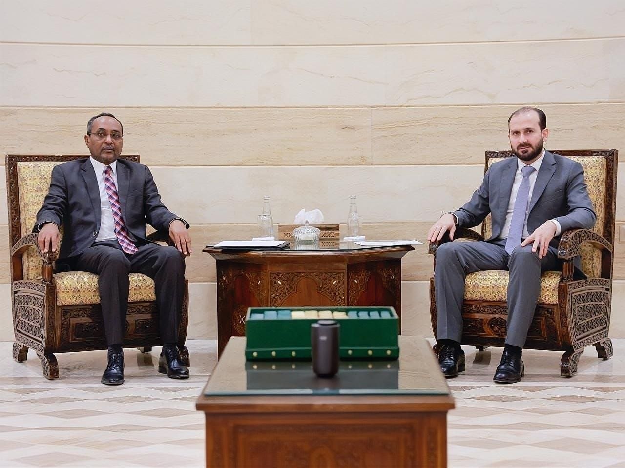 وزارة الخارجية والمغتربين تبحث مع السفير الصومالي أوضاع الجالية السورية