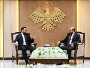 وزيرا التنمية الإدارية والطاقة يبحثان تنظيم الموارد البشرية لمواكبة تطوير قطاع الطاقة