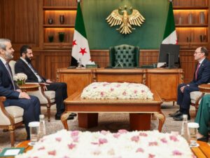 وزير الخارجية النرويجي: نفخر بدعم التقدم المُحرز في بناء سوريا الجديدة