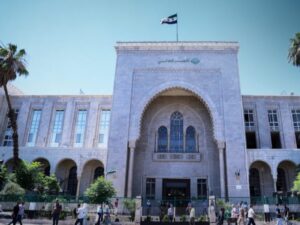 محكمة الجنايات الرابعة تقرر إبقاء مذكرات التوقيف الغيابية نافذة بحق جميع المتهمين الفارين