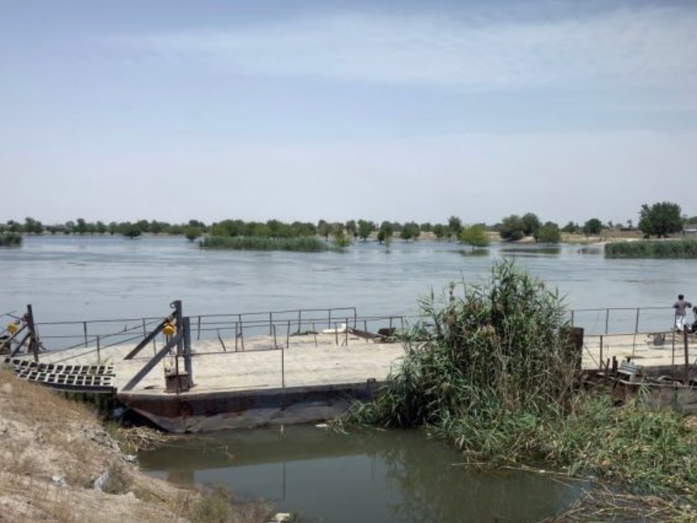 دير الزور.. إيقاف عمل العبارات في الميادين نتيجة ارتفاع منسوب نهر الفرات
