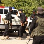 دوريات قيادة قوى الأمن الداخلي خلال تنفيذ عملية أمنية في محافظة اللاذقية