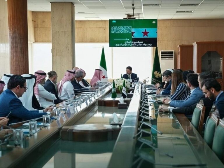 المصرف المركزي يبحث مع مجلس الأعمال السعودي تسهيل العمليات المصرفية