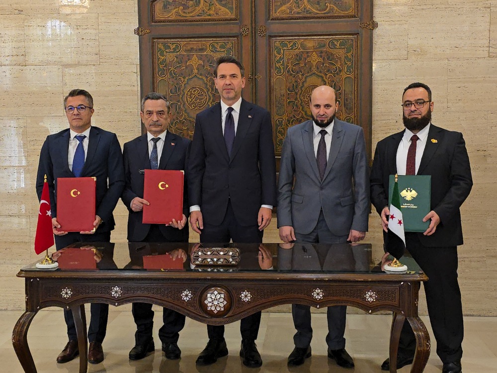 سوريا وتركيا توقعان مذكرة تفاهم للتعاون في مجالَي التعدين وعلوم الأرض