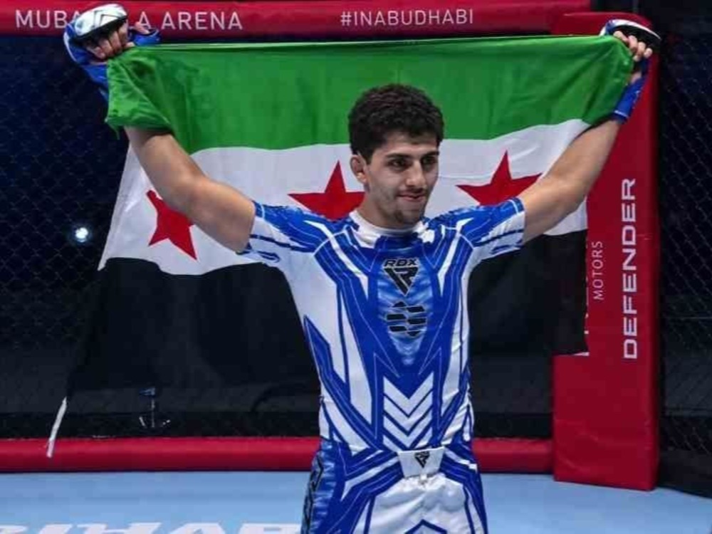 حمزة الحاج علي يحرز أول ميدالية سورية في بطولة العالم للفنون القتالية المختلطة