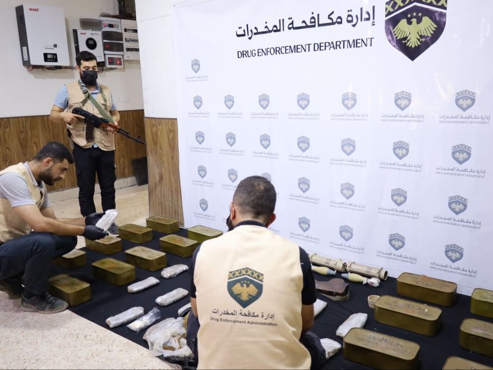 بحوزتهما كميات.. القبض على متهمين بتجارة المخدرات في الأتارب غربي حلب