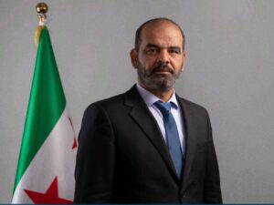 باستثناء الجسر الحربي.. لجنة الطوارئ في دير الزور توقف التنقل بين ضفتي الفرات