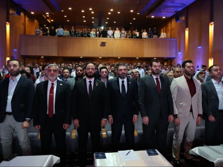 انطلاق مهرجان سوريا المسرحي في حلب