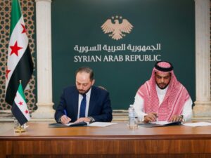 السفارة السورية في الرياض توقّع مع شركة "سمسا" عقداً لتوصيل المعاملات للسوريين