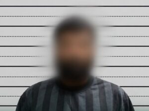 عناصر قوى الأمن الداخلي في محافظة اللاذقية أثناء الانتشار وتطبيق القانون