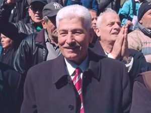 عارض الهجري.. مجموعات خارجة عن القانون تجبر عاطف هنيدي على مغادرة السويداء