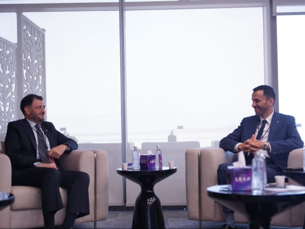 هيكل يلتقي وزير اقتصاد المعرفة الجزائري على هامش LEAP 2026 في الرياض