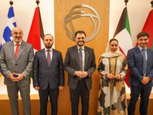 وزير الاتصالات يوقع في السعودية اتفاقية مع منظمة التحول الرقمي لتعزيز التعاون المشترك