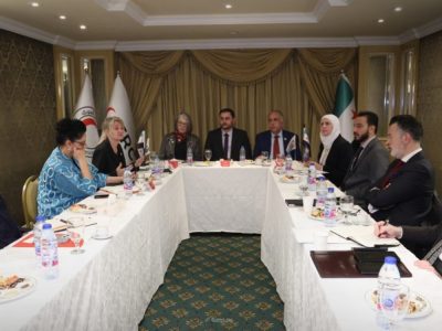 لقاء يجمع وزارة الخارجية مع المنظمات الإنسانية وجهات دولية مانحة بدمشق