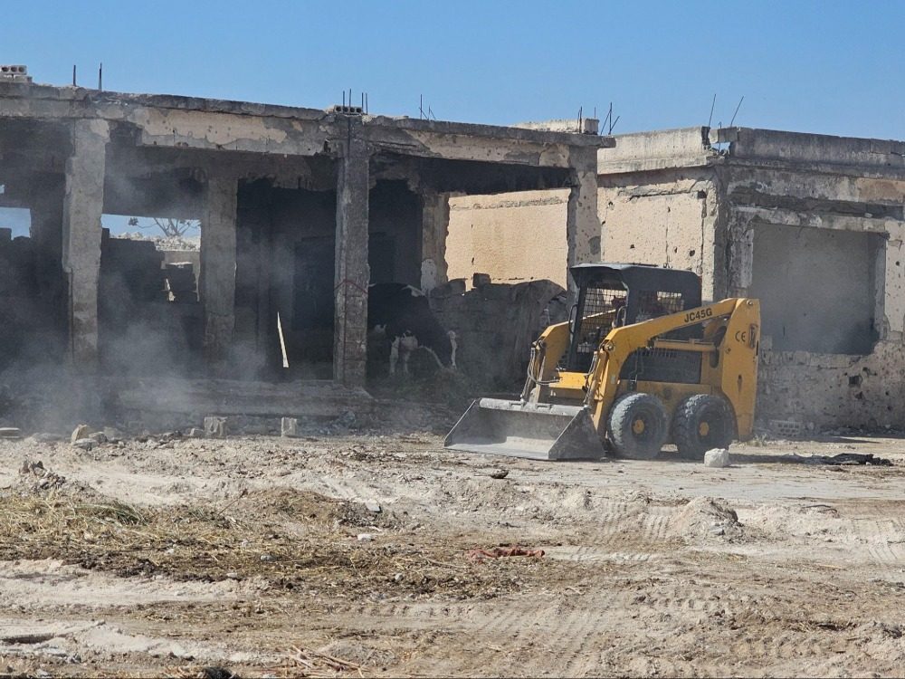 A campaign to rehabilitate 15 schools in the northern Hama countryside
