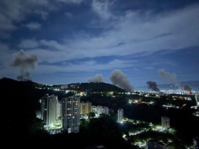 الولايات المتحدة تنفذ ضربات جوية في فنزويلا وترامب يعلن اعتقال مادورو وزوجته