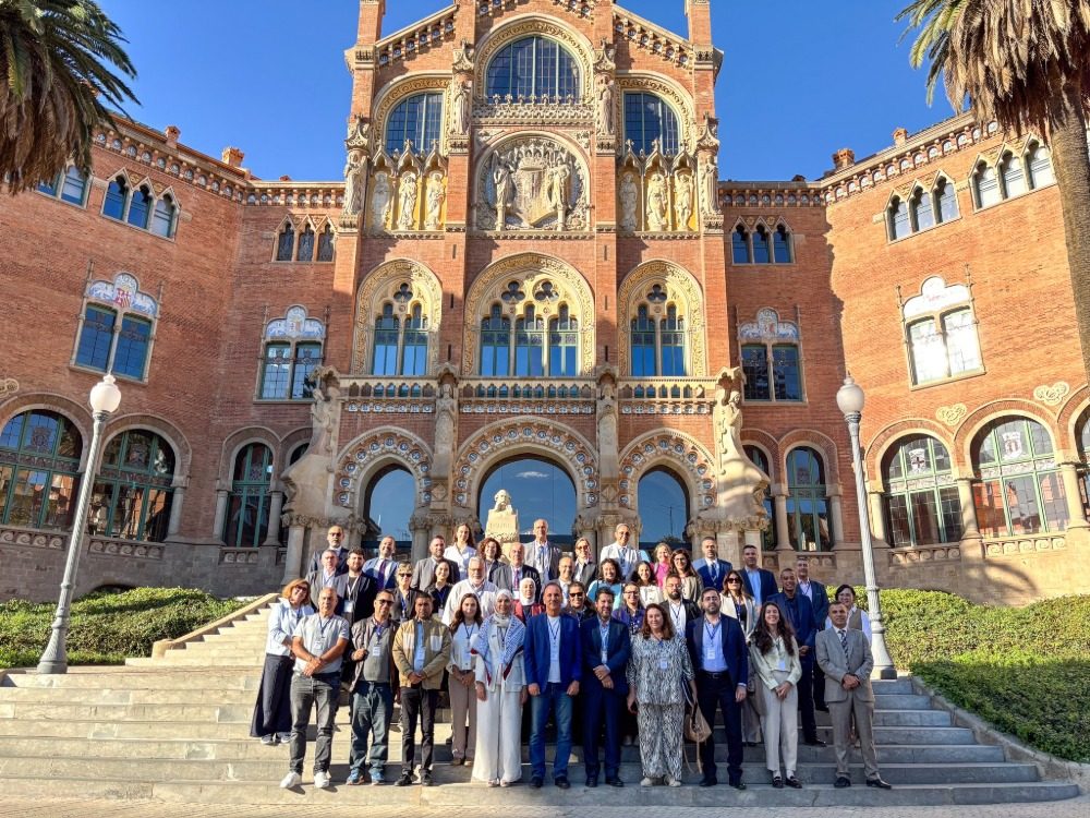 محافظة حلب تبحث في منتدى برشلونة دور السكن والملكية في التعافي