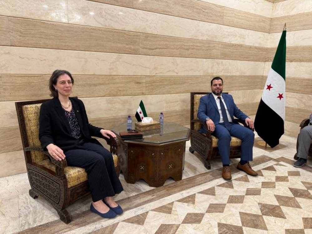 Anne Snow المبعوثة البريطانية تلتقي رئيس اللجنة العليا للانتخابات وتناقش نتائج العملية الانتخابية