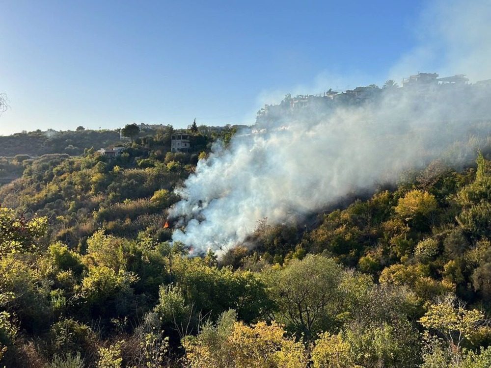 Civil Defense controls fire الدفاع المدني يسيطر على حريق زراعي في ريف اللاذقية