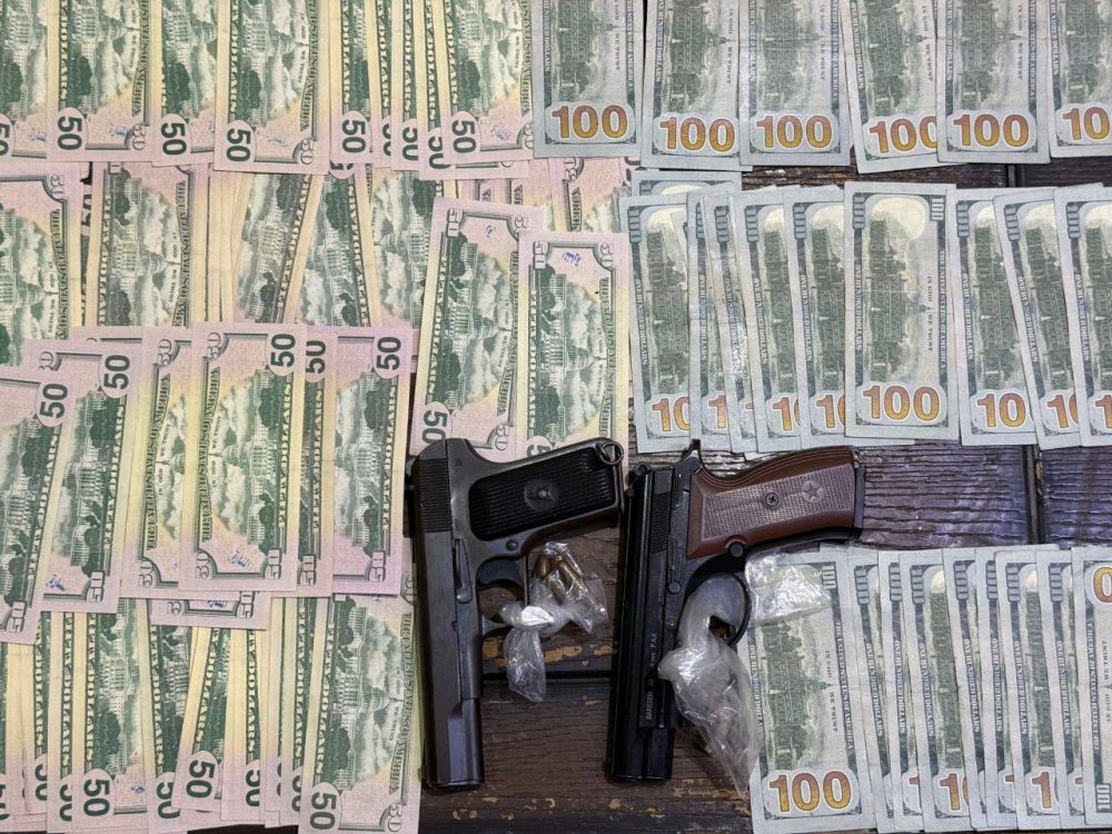 حلب.. المباحث الجنائية تلقي القبض على شبكة تمتهن تزوير العملة الأجنبية