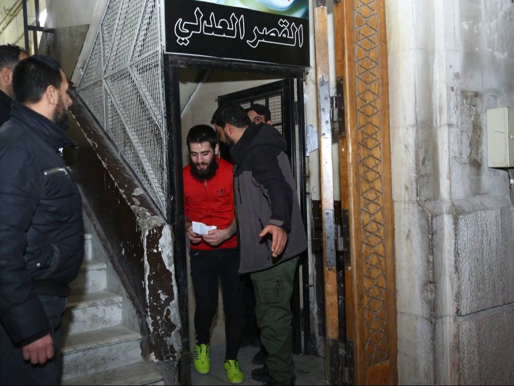 وزارة العدل تباشر تنفيذ مرسوم العفو الرئاسي في المحافظات كافة