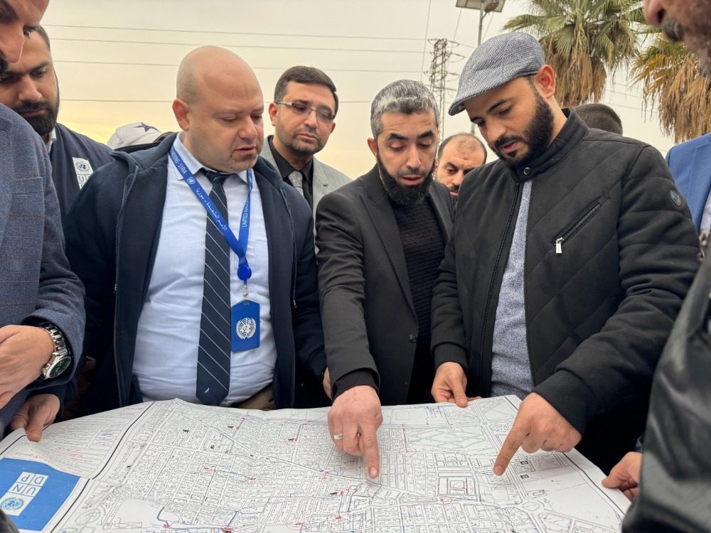 حلب.. بدء تنفيذ مشروع تعاون مشترك لترحيل الأنقاض وتأهيل المدينة