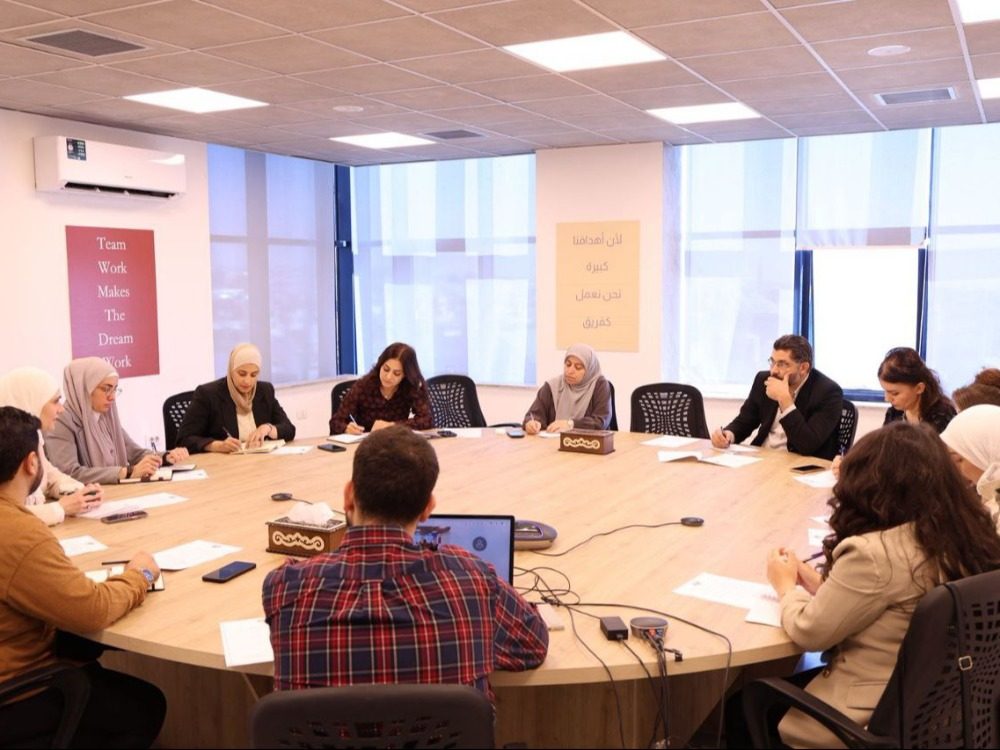 وزارة الشؤون الاجتماعية تناقش استراتيجية التشغيل والتوظيف