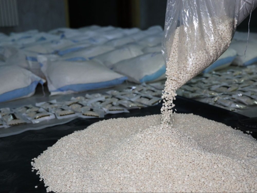 Drug Control حمص.. ضبط سيارة محمّلة بحوالي 11 مليون حبة كبتاغون قادمة من الأراضي اللبنانية