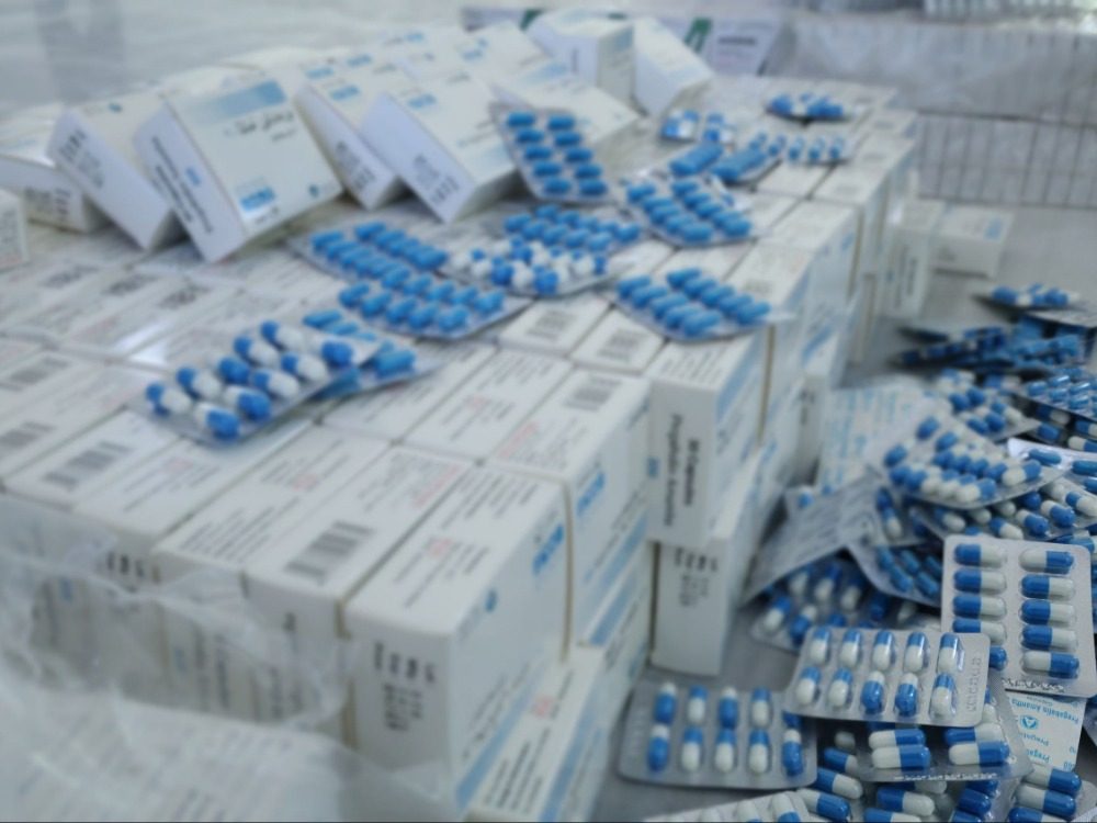 Idlib 143,000 narcotic pills seized and a number of those involved arrested إدلب.. ضبط 143 ألف حبة مخدرة وتوقيف عدد من المتورطين