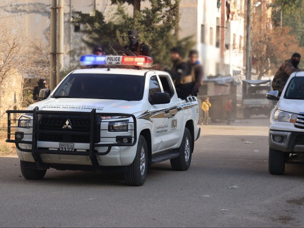 شغلا مناصب قيادية في الأمن العسكري.. القبض على قياديين من النظام البائد في درعا