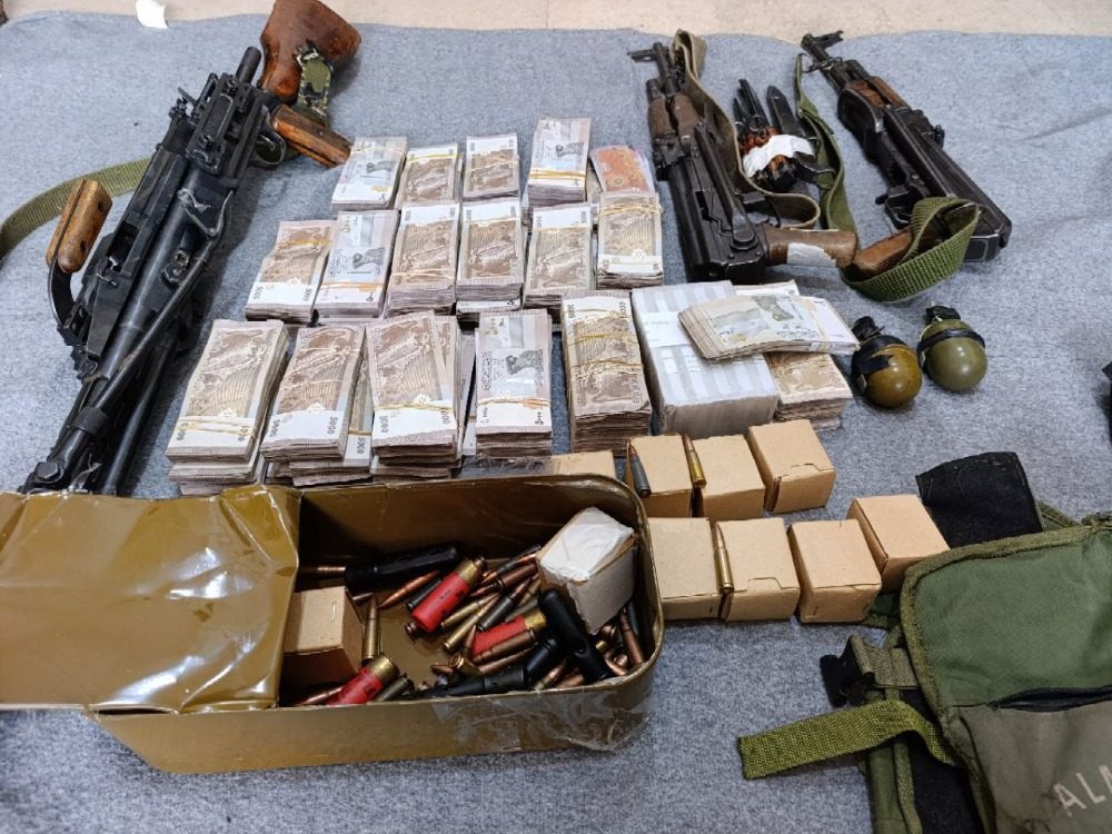 الأمن الداخلي يطيح بشبكة لتزوير العملة السورية في درعا